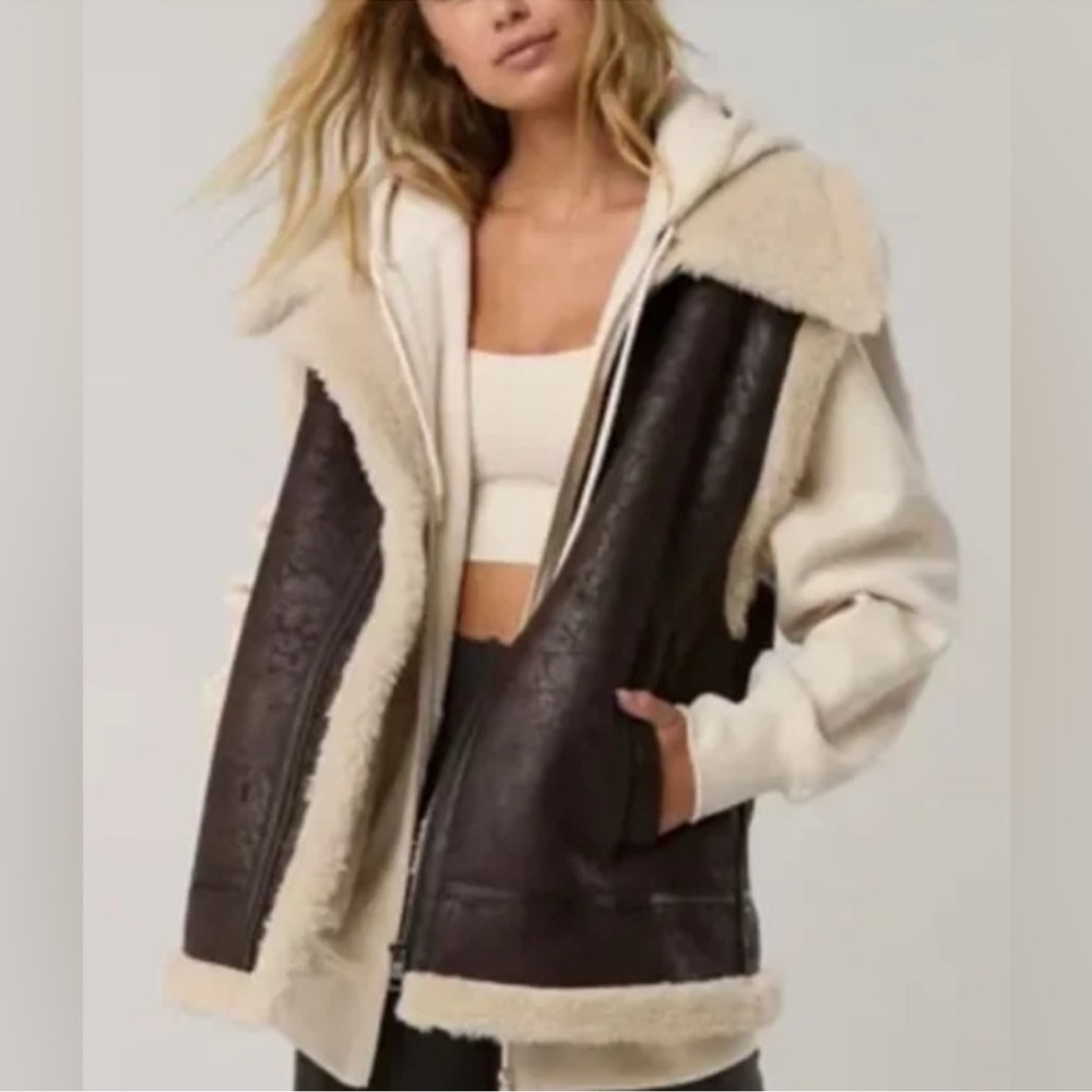 Offline by Aerie Faux Leather Sherpa Vest Jacket, Brown & Cream, Sz XS, NWT